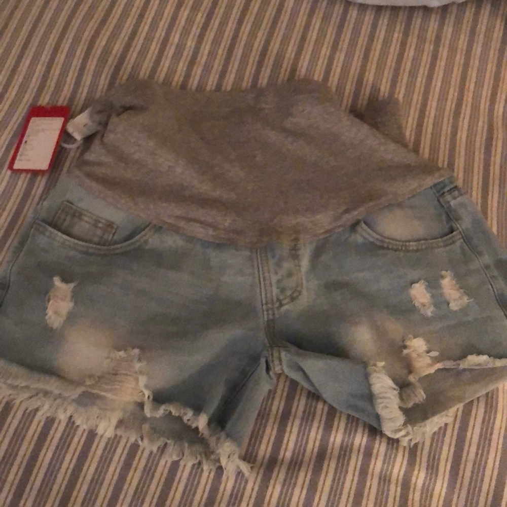 Maternity ripped denim shorts